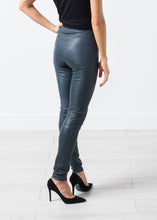 Carica l'immagine nel visualizzatore di Gallery, Elenaso Leather Trouser in Cool Grey