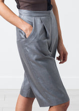Carica l'immagine nel visualizzatore di Gallery, Silk Shorts in Grey