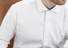 Carica l'immagine nel visualizzatore di Gallery, Dartmouth Shirt in White