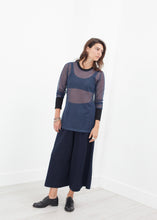 Carica l'immagine nel visualizzatore di Gallery, Cuffed Mesh Tee in Navy/Black