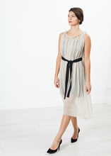 Carica l'immagine nel visualizzatore di Gallery, Chiffon Cape Back Dress in Sand