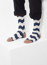 Carica l'immagine nel visualizzatore di Gallery, Everest Stripe Sock