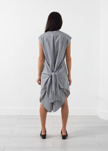 Carica l'immagine nel visualizzatore di Gallery, Embraced Tunic