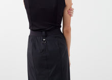 Carica l'immagine nel visualizzatore di Gallery, Converge Skirt