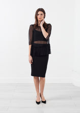 Carica l'immagine nel visualizzatore di Gallery, Ruffle Top