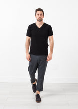 Carica l'immagine nel visualizzatore di Gallery, Flat Front Cuffed Trouser