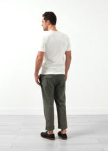 Carica l'immagine nel visualizzatore di Gallery, Flat Front Cuffed Trouser