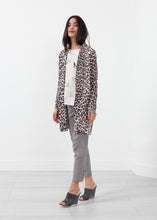 Carica l'immagine nel visualizzatore di Gallery, Silk Trench