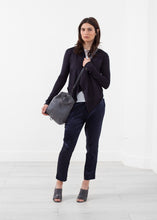 Carica l'immagine nel visualizzatore di Gallery, Draped Neck Cardigan