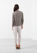 Carica l'immagine nel visualizzatore di Gallery, Shawl Cardigan