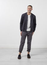 Carica l'immagine nel visualizzatore di Gallery, Carsten Gab Shirt