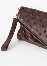 Carica l'immagine nel visualizzatore di Gallery, Roxanne Leather Clutch in Brown