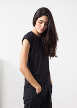 Carica l'immagine nel visualizzatore di Gallery, Fani Top