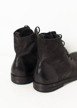 Carica l'immagine nel visualizzatore di Gallery, Combat Ankle Boot in Black