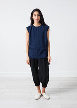 Carica l&#39;immagine nel visualizzatore di Gallery, Diamond Slip-On in White
