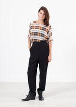 Carica l&#39;immagine nel visualizzatore di Gallery, Contrast Cuff Pant in Black
