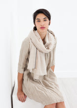 Carica l&#39;immagine nel visualizzatore di Gallery, Hemp Dress in Natural
