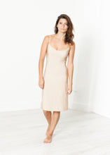 Carica l&#39;immagine nel visualizzatore di Gallery, Second Skin Slip in Nude
