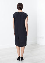 Carica l&#39;immagine nel visualizzatore di Gallery, Elvira Dress in Black
