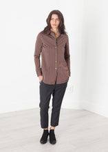 Carica l&#39;immagine nel visualizzatore di Gallery, Sheen Button-Up in Red/Tan
