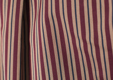 Carica l&#39;immagine nel visualizzatore di Gallery, Sheen Button-Up in Red/Tan
