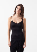 Carica l&#39;immagine nel visualizzatore di Gallery, Delicious Lace Camisole
