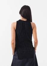 Carica l&#39;immagine nel visualizzatore di Gallery, Curved Stripe Knit Tank
