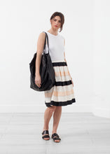 Carica l&#39;immagine nel visualizzatore di Gallery, Cena Skirt
