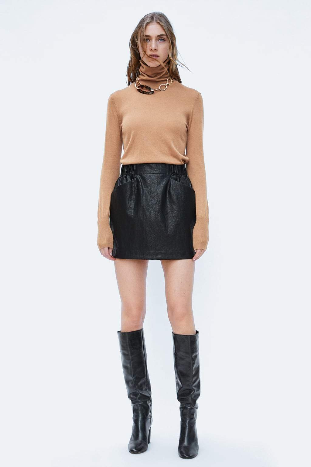 HIGH-HEEL LEATHER BOOTS