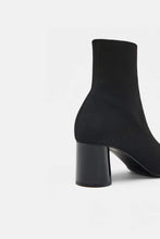 Carica l&#39;immagine nel visualizzatore di Gallery, FABRIC HIGH HEEL ANKLE BOOTS
