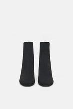 Carica l&#39;immagine nel visualizzatore di Gallery, FABRIC HIGH HEEL ANKLE BOOTS
