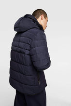 Carica l&#39;immagine nel visualizzatore di Gallery, CONTRAST PUFFER JACKET
