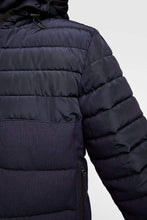 Carica l&#39;immagine nel visualizzatore di Gallery, CONTRAST PUFFER JACKET
