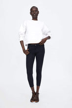 Load image into Gallery viewer, BASIC Z1975 SKINNY JEANS
