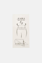 Carica l&#39;immagine nel visualizzatore di Gallery, CROSSBODY BELT BAG WITH LION DETAILS
