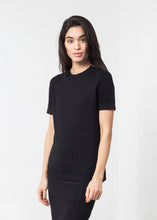 Carica l&#39;immagine nel visualizzatore di Gallery, Ribbed Short Sleeve Knit
