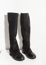 Carica l&#39;immagine nel visualizzatore di Gallery, Knee-High Boot in Black
